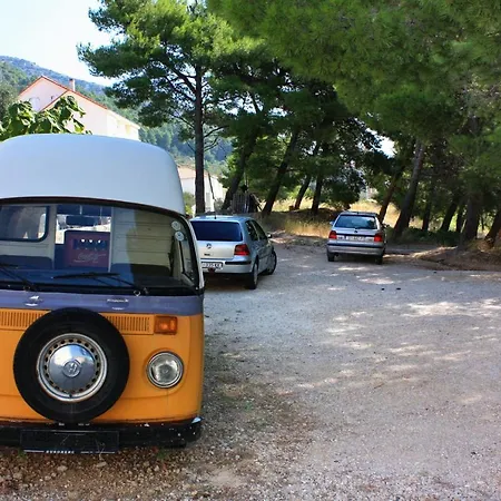 With A Parking Space Bol, Brac - 5640