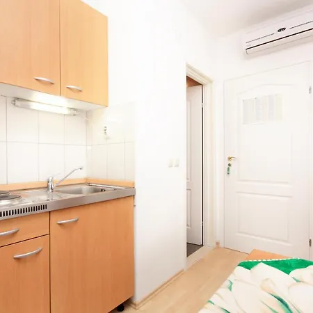 With A Parking Space Bol, Brac - 5640 Διαμέρισμα *